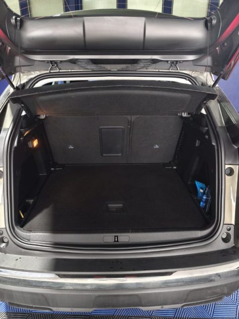 PEUGEOT 3008 1.5 BLUEHDI 130Cv FINITION ALLURE REGULATEUR DE VITESSE - CLIMATISATION - BLUETOOTH  2019