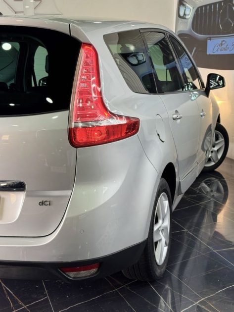 RENAULT MEGANE SCENIC 2015 