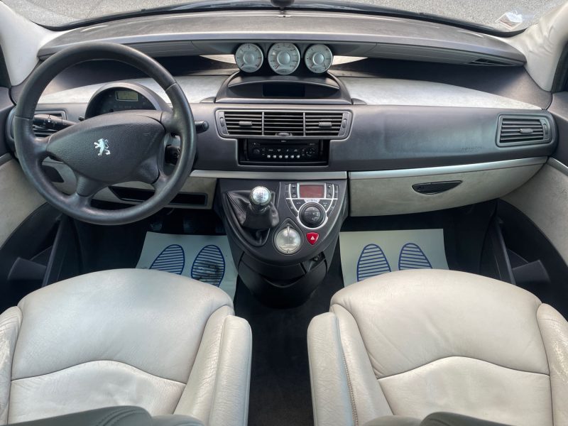 PEUGEOT 807 2.0HDI 138CH