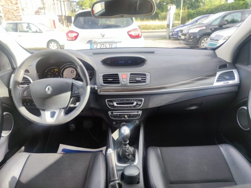 RENAULT MEGANE III BERLINE Dynamique Champion Euro 5 dCi 110 FAP eco2