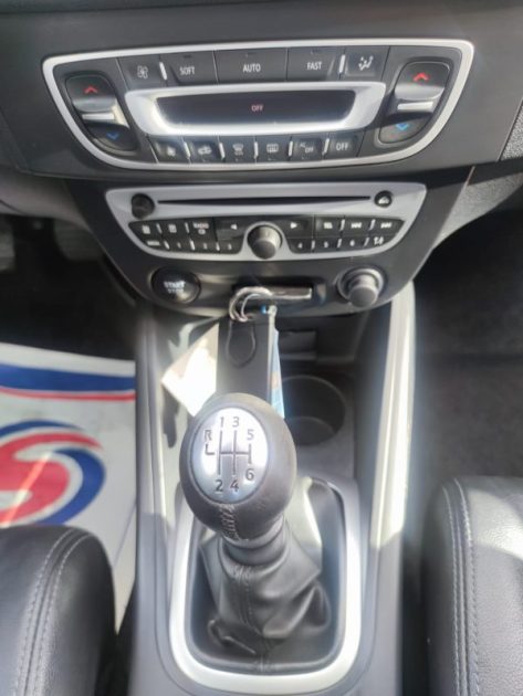 RENAULT MEGANE III BERLINE Dynamique Champion Euro 5 dCi 110 FAP eco2