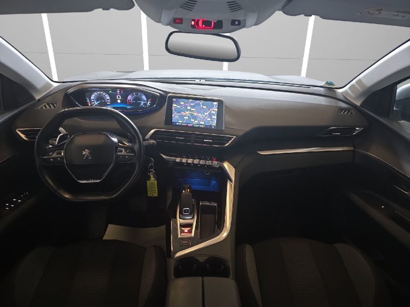 PEUGEOT 3008 1.5 BlueHDi 130 CV *BOITE AUTO*.