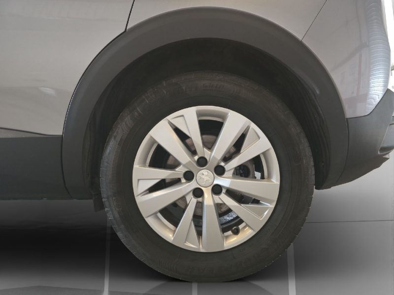 PEUGEOT 3008 1.5 BlueHDi 130 CV *BOITE AUTO*.