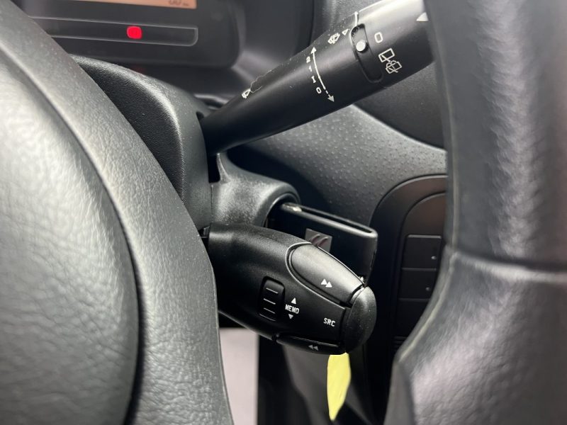 CITROEN C2 FURIO 1.1 60 Cv PREMIERE MAIN / 43 200 Kms - GARANTIE 1 AN