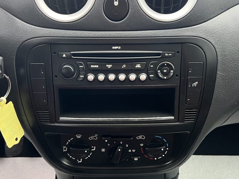 CITROEN C2 FURIO 1.1 60 Cv PREMIERE MAIN / 43 200 Kms - GARANTIE 1 AN