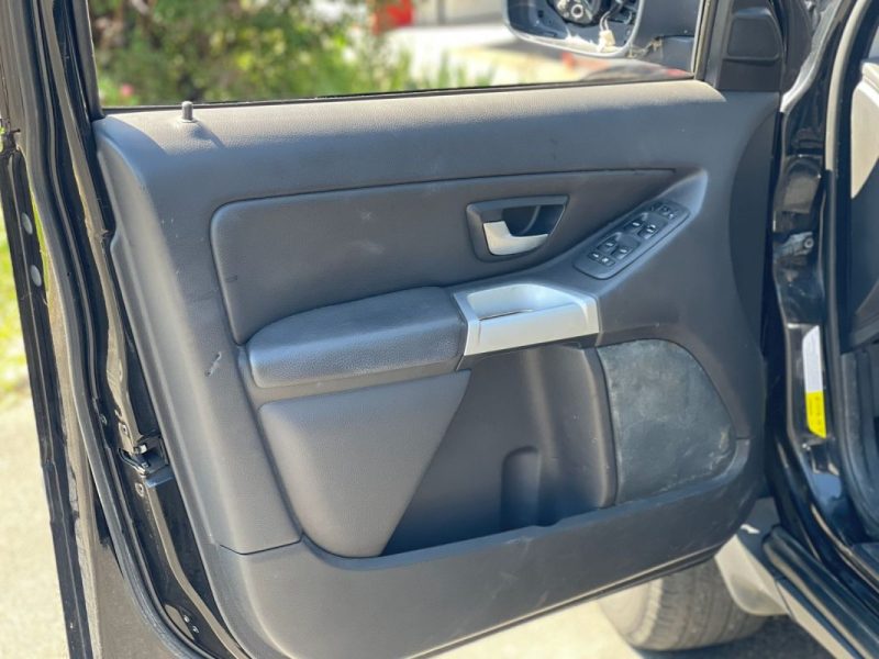 VOLVO XC90 / 7 PLACES / DIESEL / BOITE MANUELLE / BOITE DE VITESSE A REMPLACER VENDU SANS GARANTIE