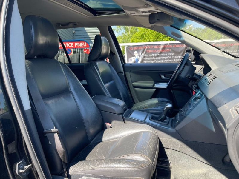 VOLVO XC90 / 7 PLACES / DIESEL / BOITE MANUELLE / BOITE DE VITESSE A REMPLACER VENDU SANS GARANTIE