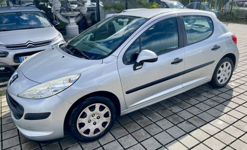 PEUGEOT 207 2009.1.4 HDI EXECUTIVE TWINPORT 70ch Unlimited