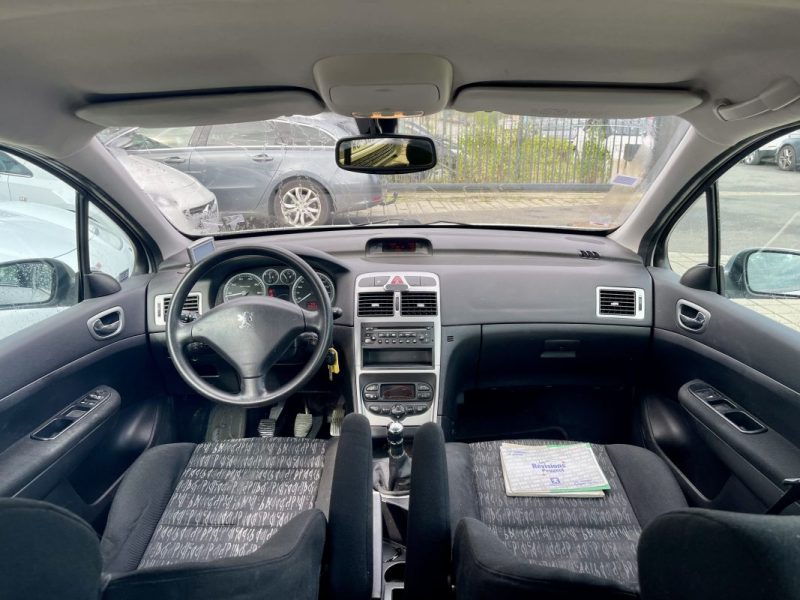 PEUGEOT 307 2003 2.0 136ch 16V XS