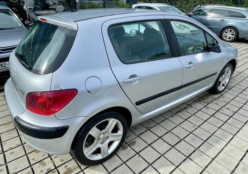 PEUGEOT 307 2003 2.0 136ch 16V XS