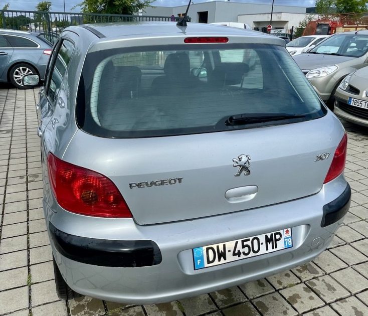 PEUGEOT 307 2003 2.0 136ch 16V XS
