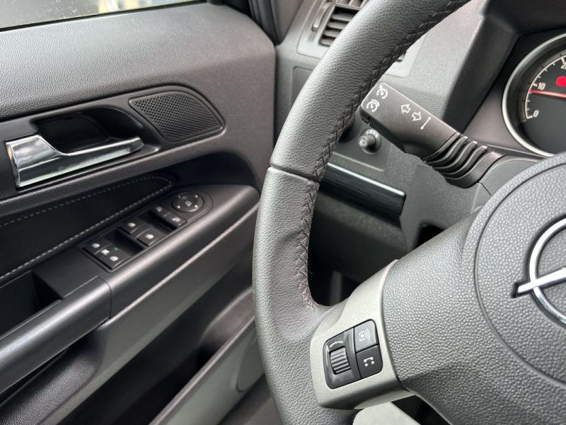 OPEL ZAFIRA B II 1.9 CDTI 120 Cv PREMIERE MAIN 54 900 Km 7 PLACES ATTELAGE TOIT PANO - GARANTIE 1 AN