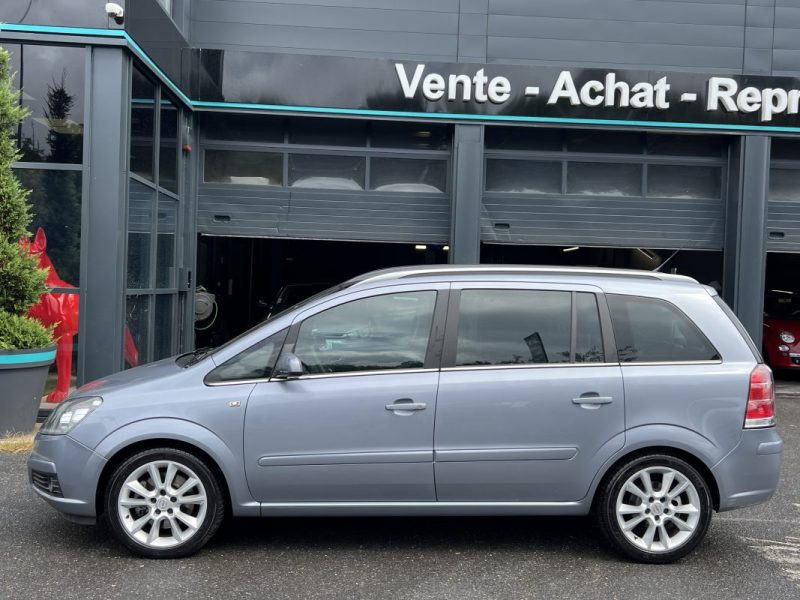 OPEL ZAFIRA B II 1.9 CDTI 120 Cv PREMIERE MAIN 54 900 Km 7 PLACES ATTELAGE TOIT PANO - GARANTIE 1 AN