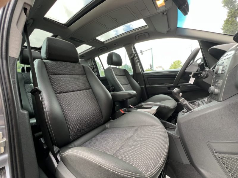 OPEL ZAFIRA B II 1.9 CDTI 120 Cv PREMIERE MAIN 54 900 Km 7 PLACES ATTELAGE TOIT PANO - GARANTIE 1 AN