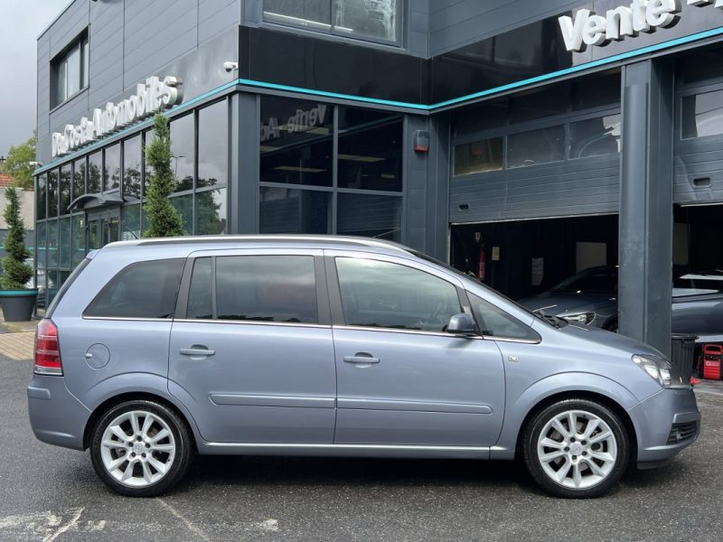 OPEL ZAFIRA B II 1.9 CDTI 120 Cv PREMIERE MAIN 54 900 Km 7 PLACES ATTELAGE TOIT PANO - GARANTIE 1 AN