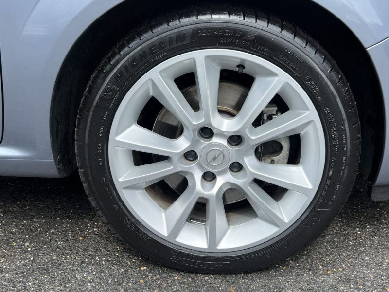 OPEL ZAFIRA B II 1.9 CDTI 120 Cv PREMIERE MAIN 54 900 Km 7 PLACES ATTELAGE TOIT PANO - GARANTIE 1 AN