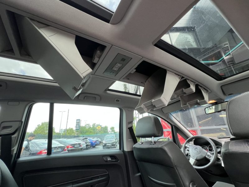 OPEL ZAFIRA B II 1.9 CDTI 120 Cv PREMIERE MAIN 54 900 Km 7 PLACES ATTELAGE TOIT PANO - GARANTIE 1 AN