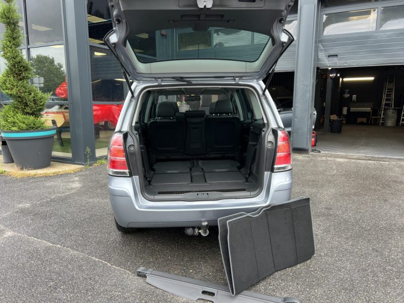 OPEL ZAFIRA B II 1.9 CDTI 120 Cv PREMIERE MAIN 54 900 Km 7 PLACES ATTELAGE TOIT PANO - GARANTIE 1 AN