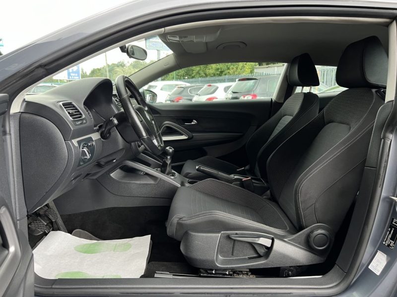 VOLKSWAGEN SCIROCCO II 1.4 TSI 122 Cv PREMIERE MAIN / CRIT AIR 1 ORIGINE FRANCE - GARANTIE 1 AN