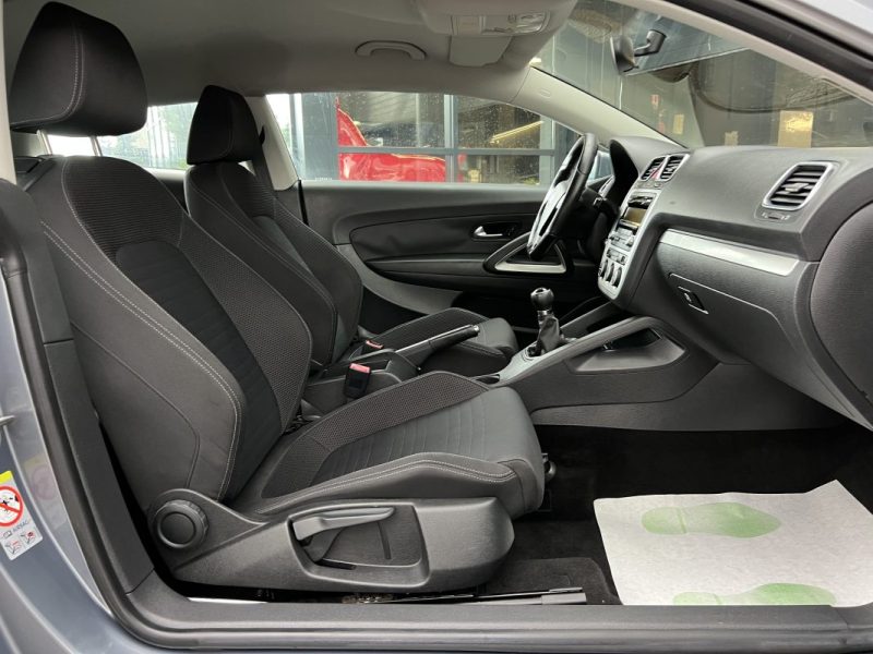 VOLKSWAGEN SCIROCCO II 1.4 TSI 122 Cv PREMIERE MAIN / CRIT AIR 1 ORIGINE FRANCE - GARANTIE 1 AN