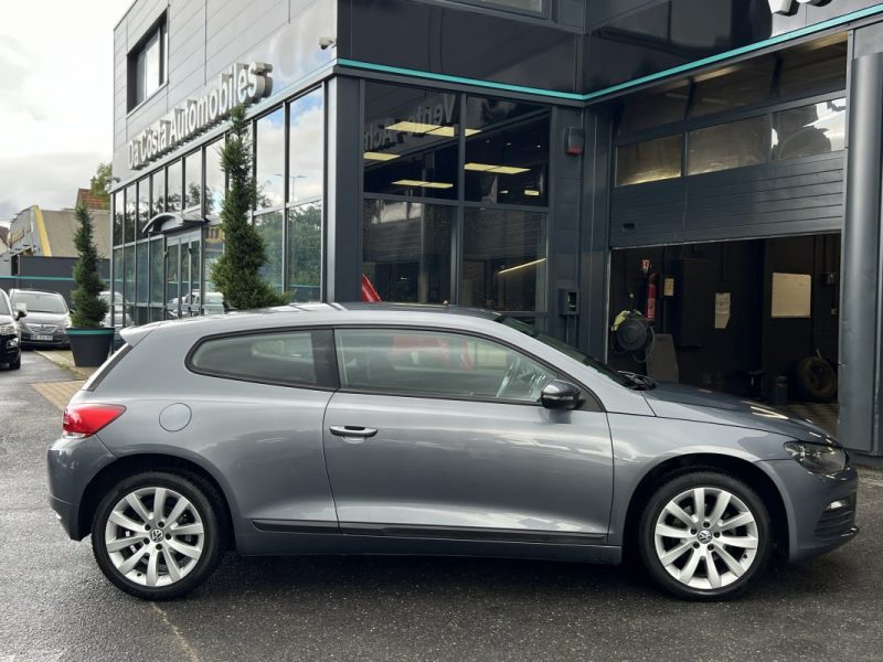 VOLKSWAGEN SCIROCCO II 1.4 TSI 122 Cv PREMIERE MAIN / CRIT AIR 1 ORIGINE FRANCE - GARANTIE 1 AN