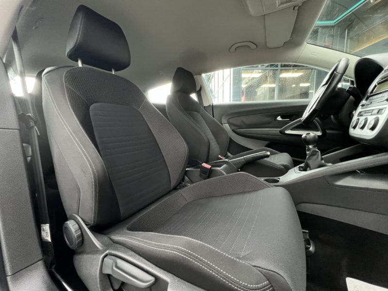 VOLKSWAGEN SCIROCCO II 1.4 TSI 122 Cv PREMIERE MAIN / CRIT AIR 1 ORIGINE FRANCE - GARANTIE 1 AN