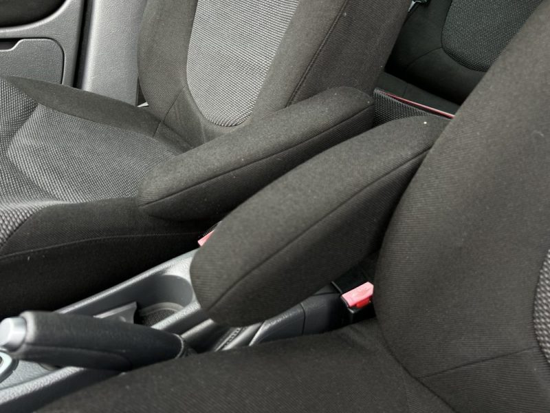 CITROEN C5 PHASE 2 II 1.6 HDI 110 Cv GPS / SUSPENSION PILOTEE REGULATEUR LIMITEUR ATTELAGE