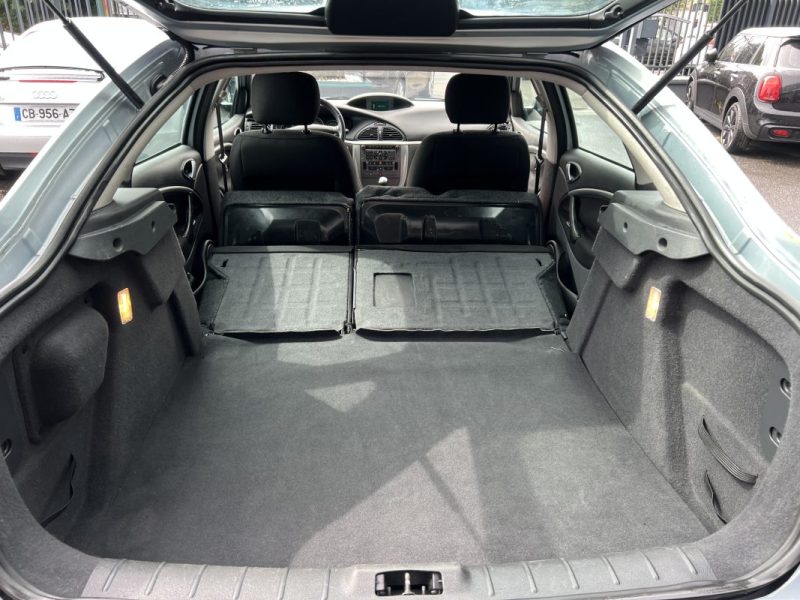 CITROEN C5 PHASE 2 II 1.6 HDI 110 Cv GPS / SUSPENSION PILOTEE REGULATEUR LIMITEUR ATTELAGE