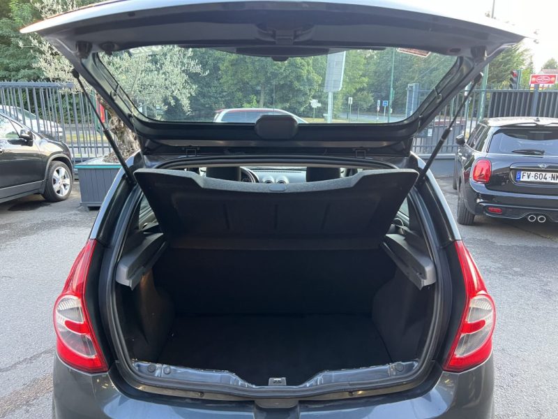 DACIA SANDERO 1.2 75 Cv - GARANTIE 1 AN