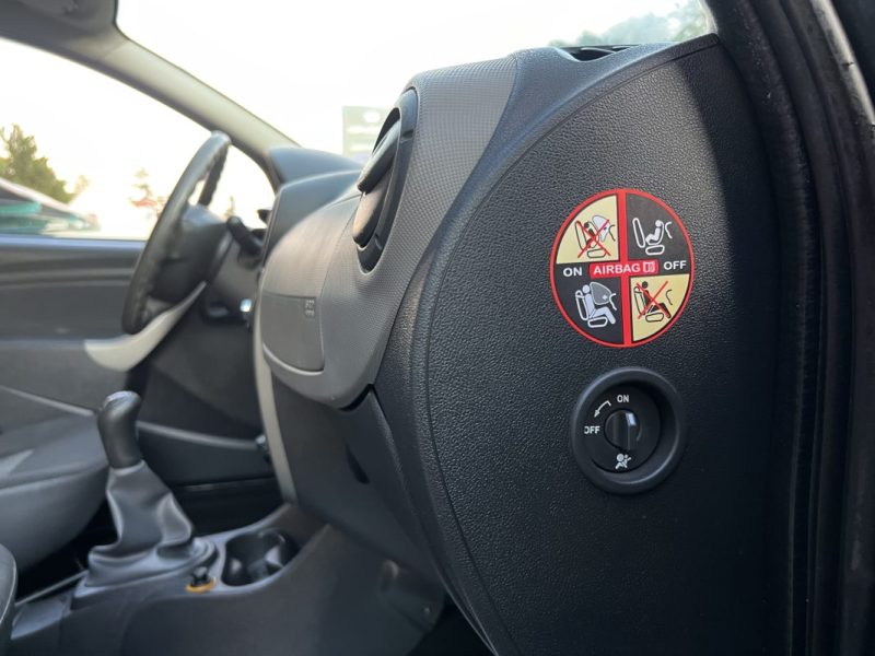 DACIA SANDERO 1.2 75 Cv - GARANTIE 1 AN