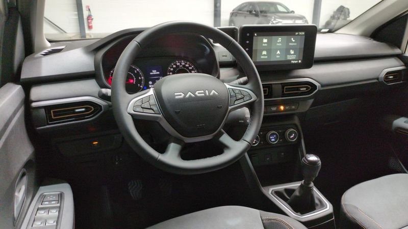 Dacia Sandero Tce 110 gsr2 stepway extreme + angles morts + navi