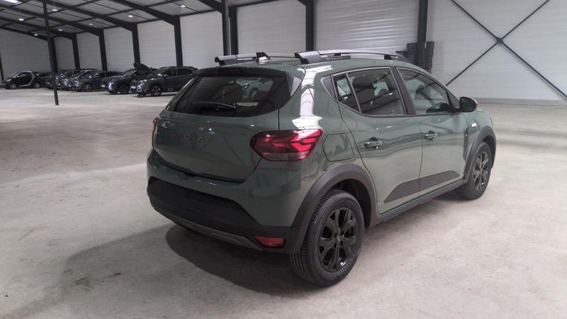 Dacia Sandero Tce 110 gsr2 stepway extreme + angles morts + navi