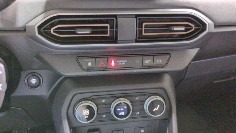 Dacia Sandero Tce 110 gsr2 stepway extreme + angles morts + navi