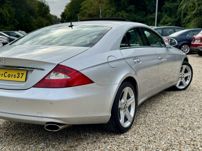 MERCEDES CLASSE CLS 500 305ch V8 Full Options