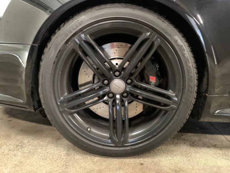 AUDI RS6 BERLINE V10 580ch 5.0 FSI QUATTRO TIPTRONIC-Toit ouvrant-Cuir Alcantara-BOSE