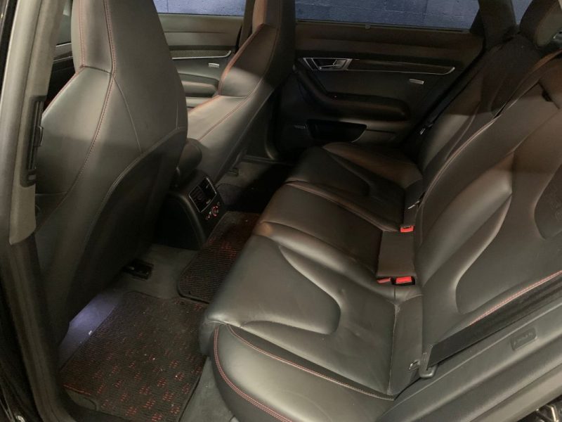 AUDI RS6 BERLINE V10 580ch 5.0 FSI QUATTRO TIPTRONIC-Toit ouvrant-Cuir Alcantara-BOSE