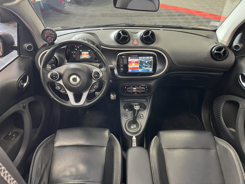 Smart Fortwo Cabriolet Brabus Xclusive - 2018