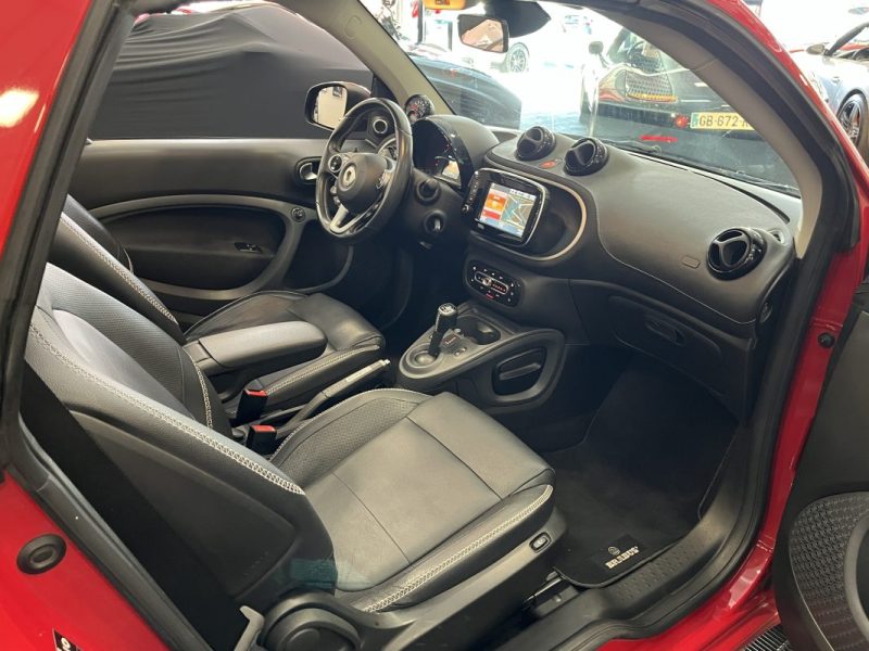 Smart Fortwo Cabriolet Brabus Xclusive - 2018