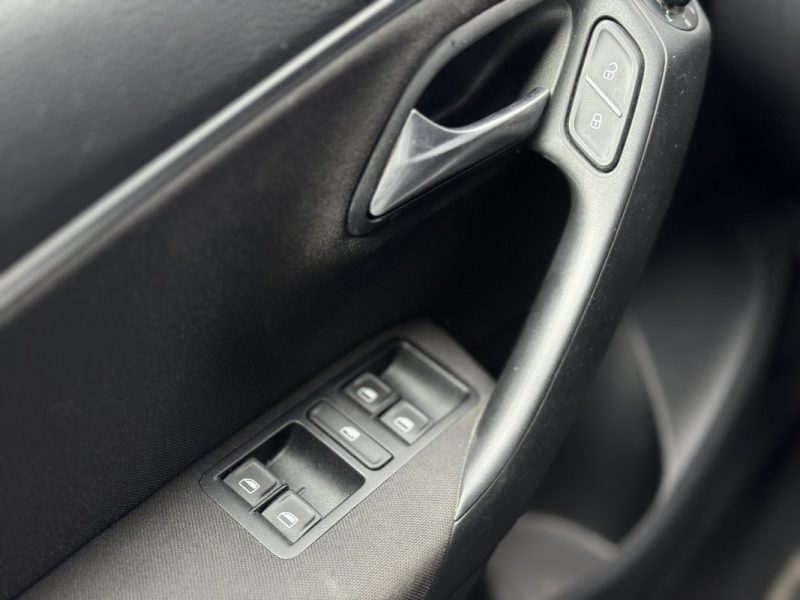 VOLKSWAGEN POLO 1.0 60ch 5p Lounge