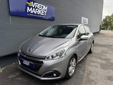 PEUGEOT 208 1.2 PureTech 82ch Signature - Entretien Complet Peugeot