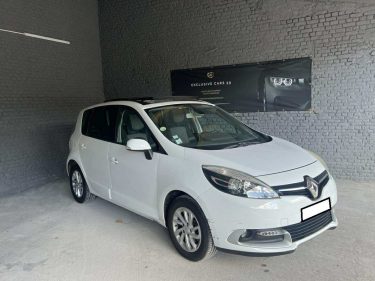 RENAULT SCENIC 3 1.5 DCI 110CV FAIBLE KILOMETRAGE  TOIT PANO