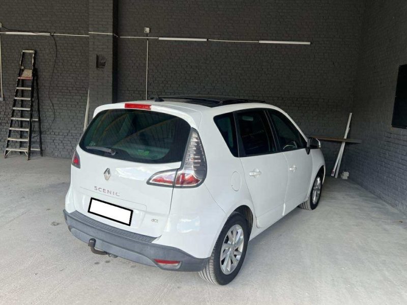RENAULT MEGANE SCENIC 2012