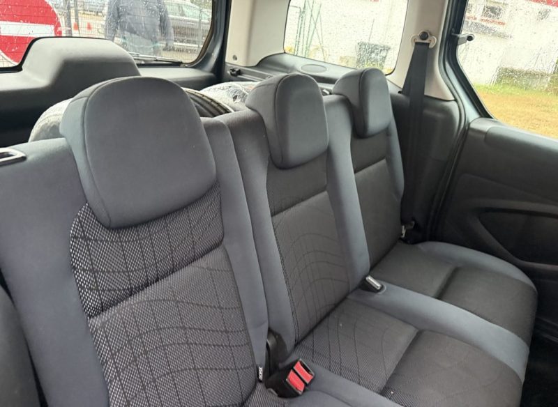 PEUGEOT PARTNER 2011