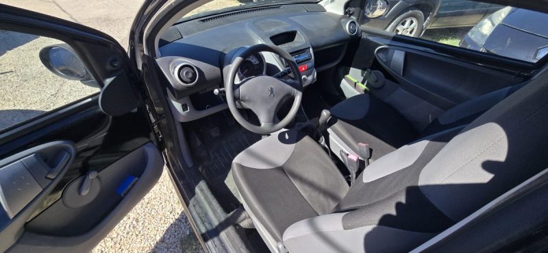PEUGEOT 107 2009