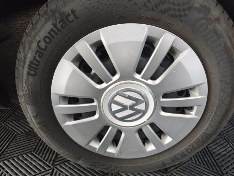 VOLKSWAGEN VW UP 1.0 60Cv FINITION CUP ENTRETIEN COMPLET - CLIMATISATION - BLUETOOTH - GPS  2015