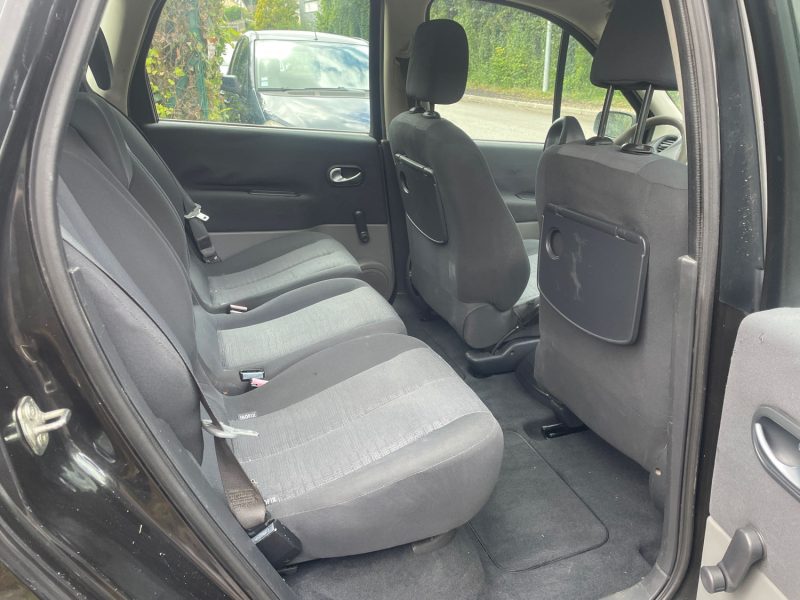 RENAULT MEGANE SCENIC II 1.5DCI 105CH