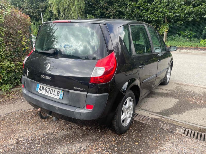 RENAULT MEGANE SCENIC II 1.5DCI 105CH