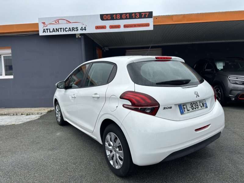 PEUGEOT 208 2019