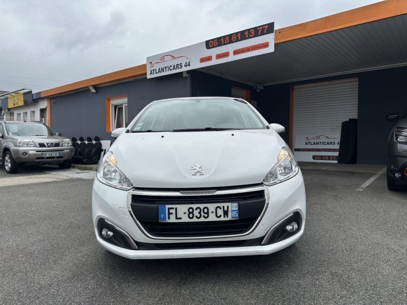 PEUGEOT 208 2019