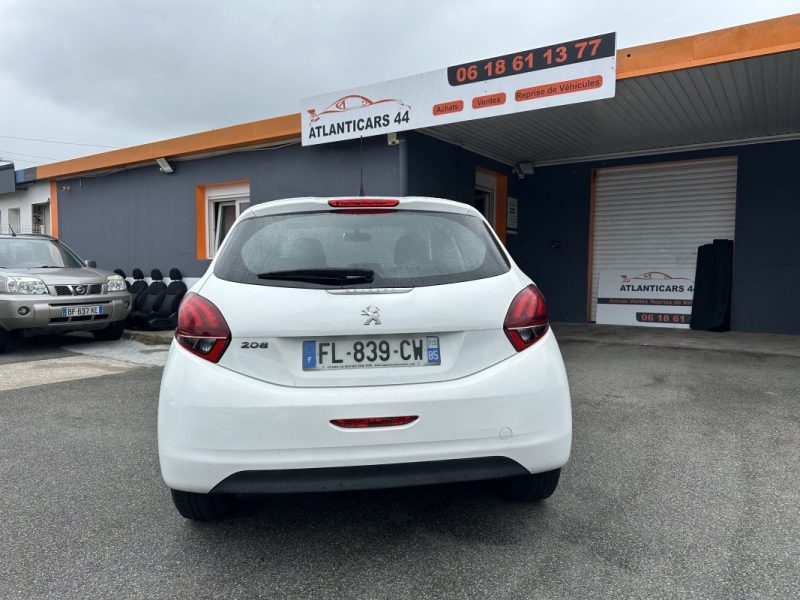 PEUGEOT 208 2019